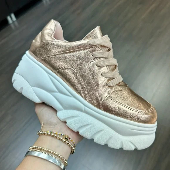 Rose gold metallic chunky sneaker - Picture 1 of 6
